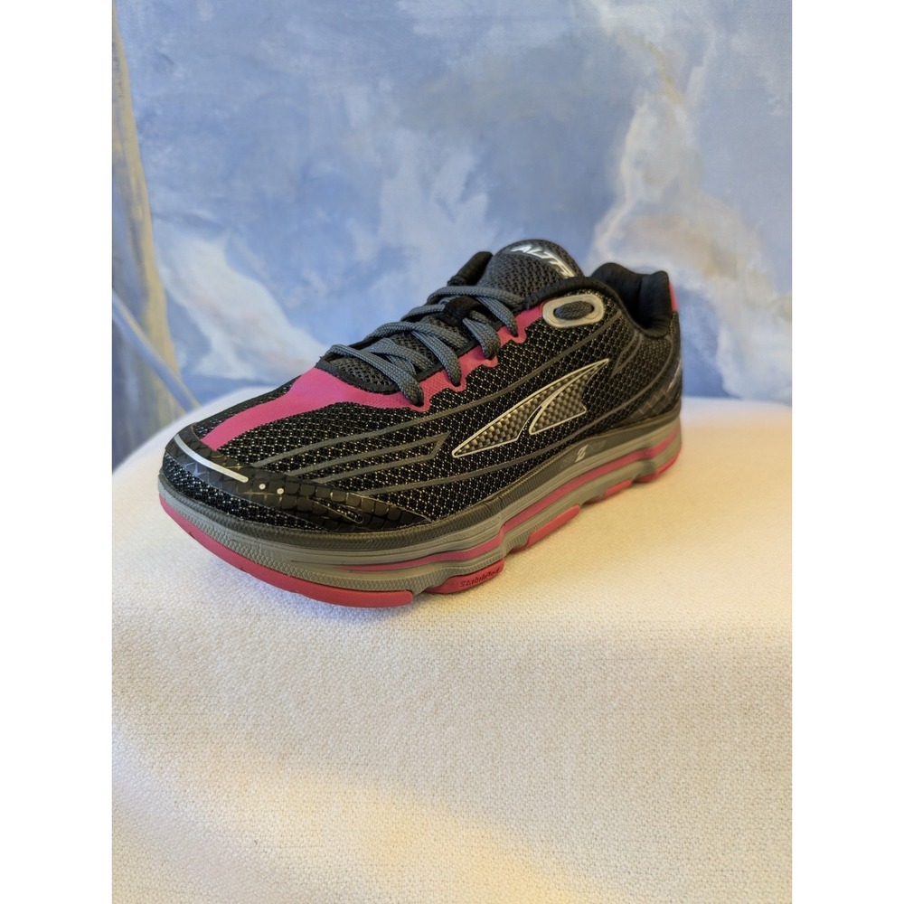 Altra 7.5 Women's Black/Pink Zero Drop Sneakers WORN 1X